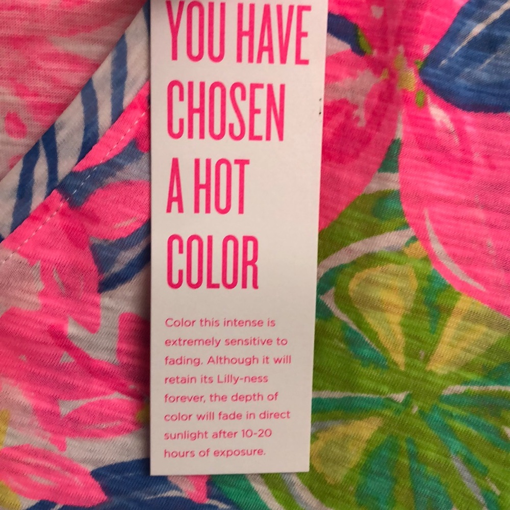 LILLY PULITZER V NECK T SHIRT - Picture 6 of 11